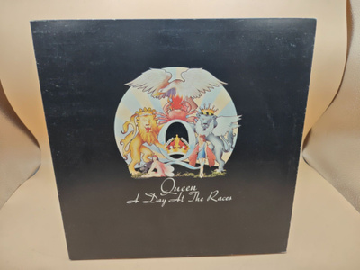 Queen: A Day At The Races -LP