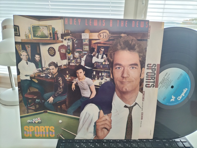 HUEY LEWIS & THE NEWS, Sports, LP CAN -83 HIENO KUNTO !!
