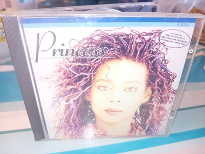 CD Princess  : PRINCESS  ( SIS POSTIKULU  )