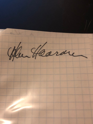Helena Haaranen nimikirjoitus paperilla