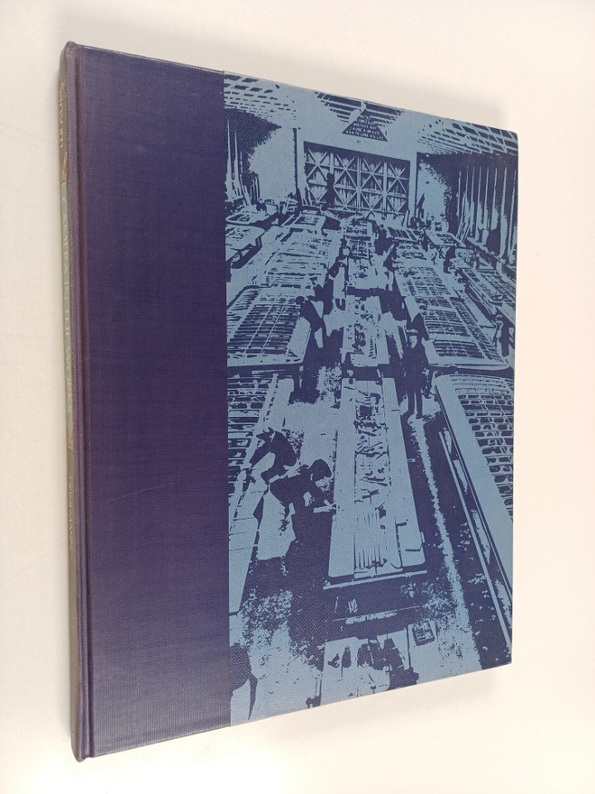 Leslie Sansom : Camera in the Works : A Miscellany of Pic...