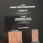 AC/DC : Shake Your Foundations. 12" Maxi. - pikkukuva 2