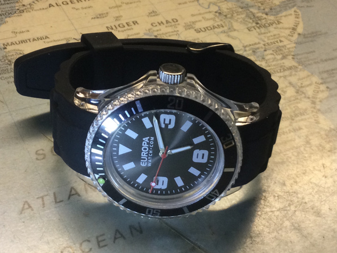 40mm Uusi kello ..laadkkaalla hihnalla