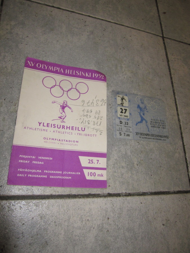 XV Olympia Helsinki 1952 :Yleisurheilu :päiväohjelma + lippu
