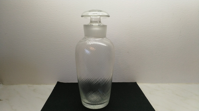 Lasikarahvi, design  Lennart Andersson, Gullaskruf