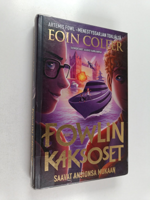 Eoin Colfer : Fowlin kaksoset saavat ansionsa mukaan