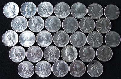 USA Quarter Dollar. iso määrä kolikoita ja osavaltioita.