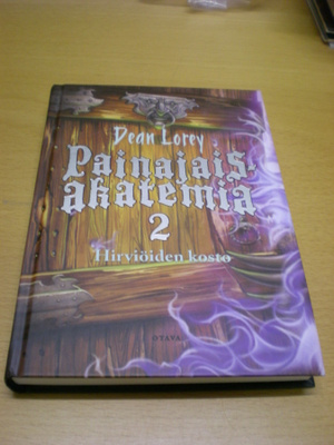 Dean Lorey: Painajaisakatemia 2 - Hirviöiden kosto