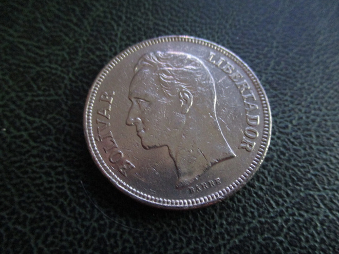 VENEZUELA 5 BOLIVARES 1973   RAS.1