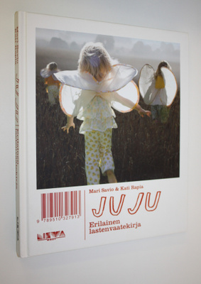 Mari Savio : Juju : erilainen lastenvaatekirja