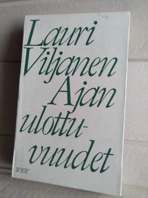 Lauri Viljanen: Ajan ulottuvuudet
