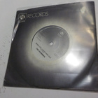 THE DUMMIES - SHE'S THE ONLY WOMAN M- 7'' SINGLE - pikkukuva 2