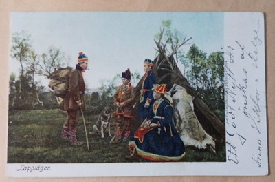 Lappilaisleiri, kota, lappilaisia perinneasuissa, p. 1903