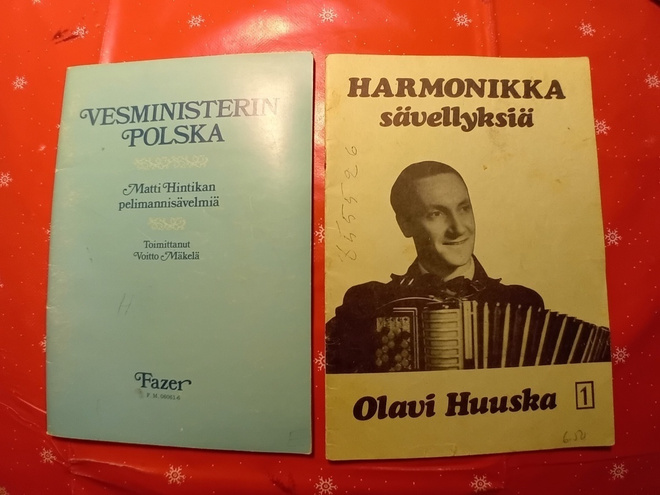 2kpl nuottivihkoja yhdellä huudolla ( SIS POSTIKULU )