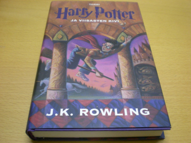 J.K. Rowling: Harry Potter ja viisasten kivi