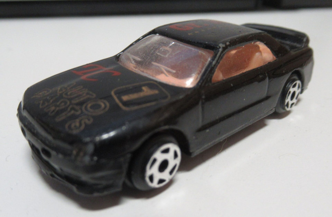 Nissan kiinalainen pienoismalli