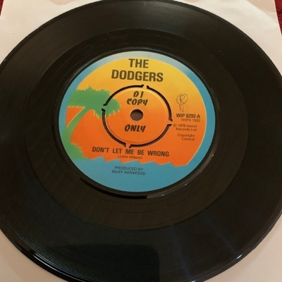 THE DODGERS: Dont let be wrong * Get To You *UK 1976