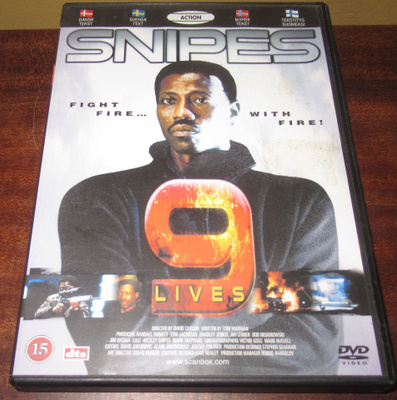 SNIPES 9 LIVES DVD TOIMINTA