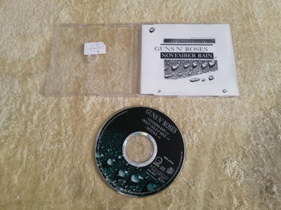 GUNS N' ROSES - November Rain CDS