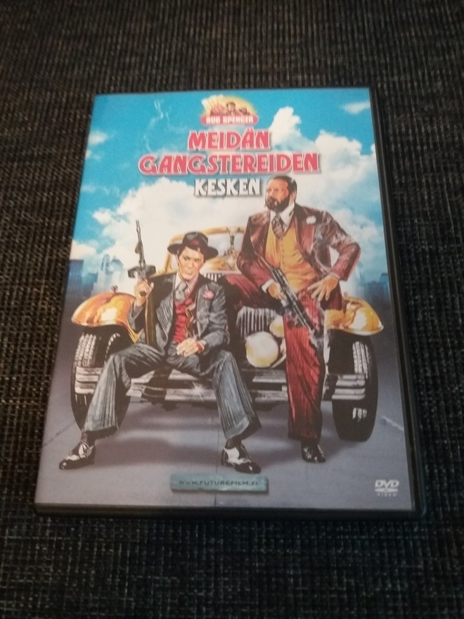 Meidän gangstereiden kesken (dvd)