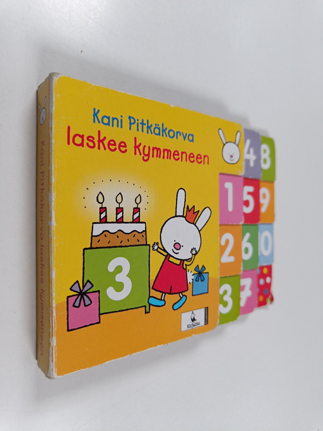 Anita Engelen : Kani Pitkäkorva laskee kymmeneen