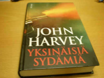 John Harvey: Yksinäisiä sydämiä