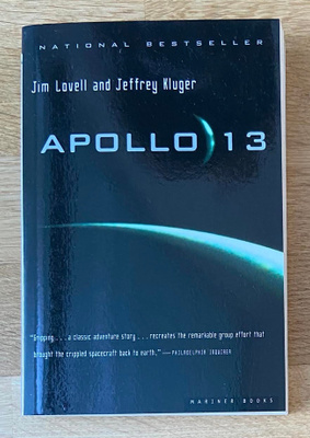 Apollo 13 kirja / Jim Lovell & Jeffrey Kluger