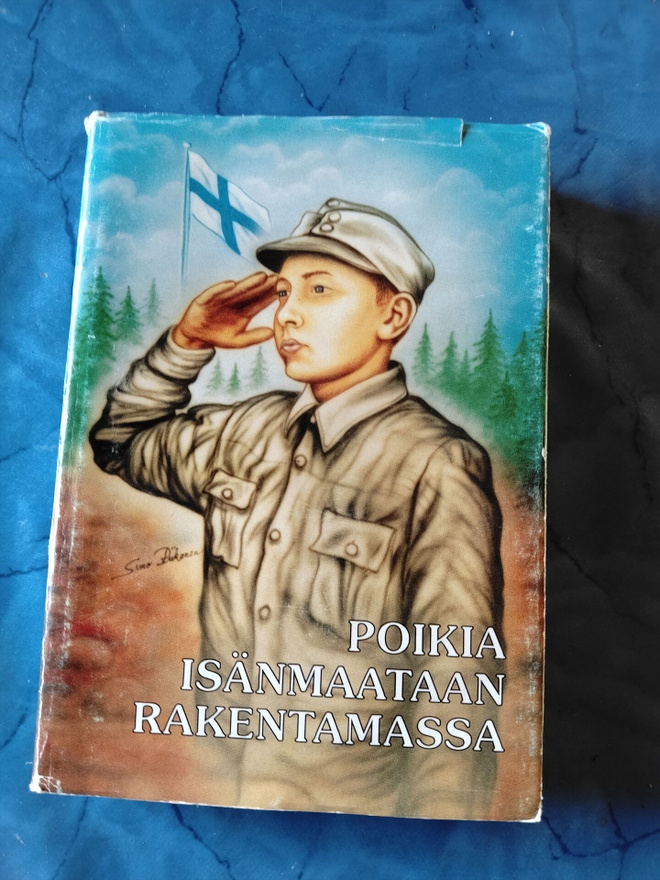 poikia isänmaataan rakentamassa