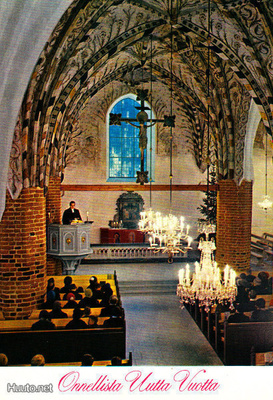 KIRKKOKORTTI - PERNIÖN KIRKKO - SISÄKUVA - 2