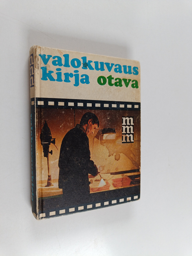 Matti (Toim.) Käki : Valokuvauskirja : valokuvaustekniikk...