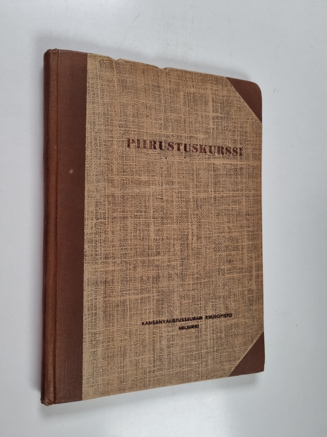 Hilja Tolvanen : Piirustuskurssi