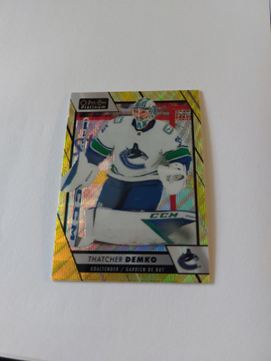 23-24 OPC Platinum Neon Yellow Surge #49 Thatcher Demko