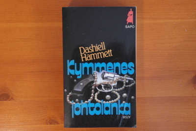 Dashiell Hammet:Kymmmenes johtolanka.1.P.1986.Nid.Sapo.301.
