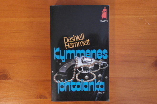 Dashiell Hammet:Kymmmenes johtolanka.1.P.1986.Nid.Sapo.301.