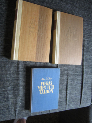 SINUHE EGYPTILÄINEN 1 & 2 + VIERAS MIES... YKKÖSPAINOKSIA