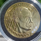 Paavo Nurmi  - 1920- 1924 - 1928. Kullanvärinen mitali kapse - pikkukuva 2