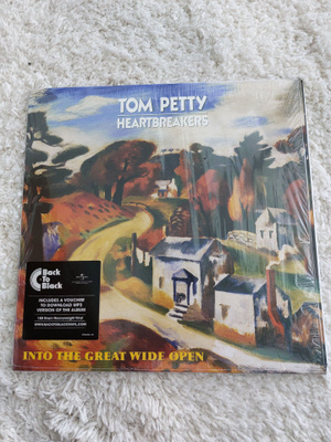Tom Petty And The Heartbreakers – Into The Great Wide Open