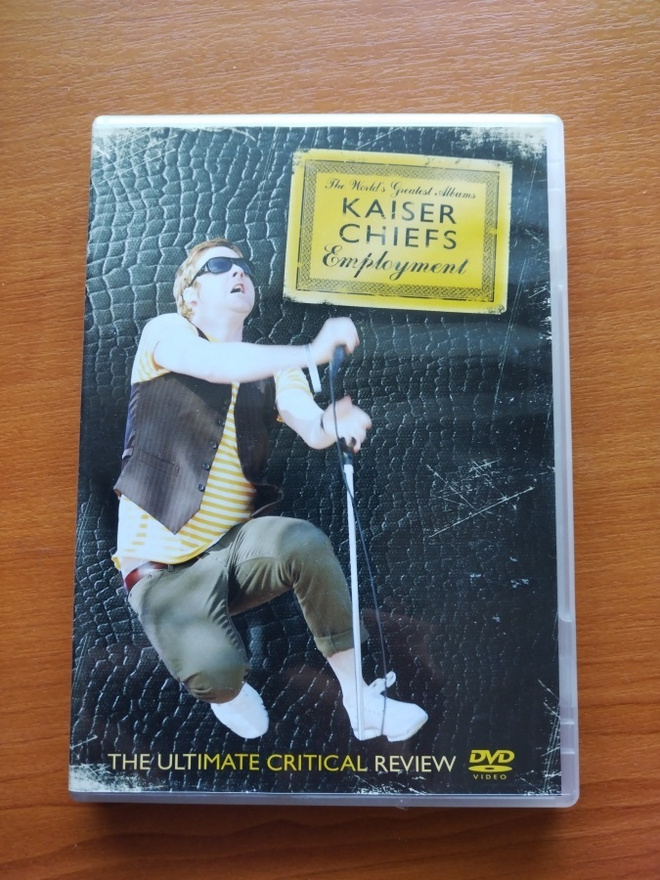 Kaiser Chiefs - Employment ( ultimate critical review DVD )