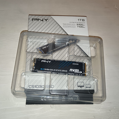 PNY CS1030 M.2 NVMe sisäinen SSD (1 TB)