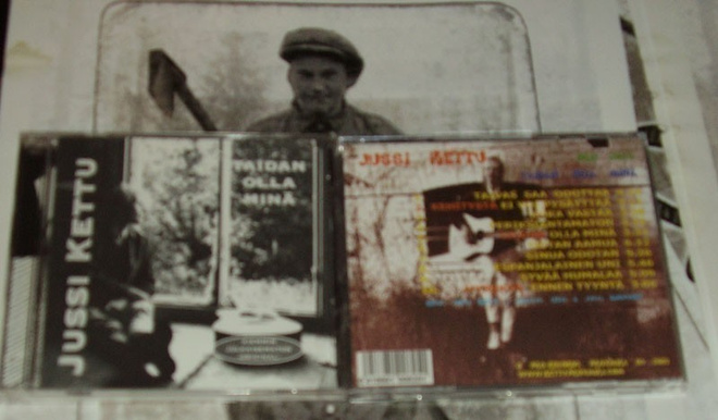 Jussi KETTU - TAIDAN OLLA MINÄ CD + RINTANAPPI