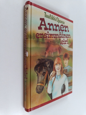 Tuulikki Ojanen : Annen ensimmäinen leiri