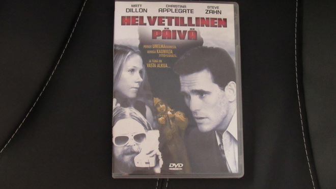 Helvetillinen päivä DVD