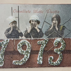Pikkuleidit huutavat onnittelunsa vuodelle 1913, k. k-k - pikkukuva 1