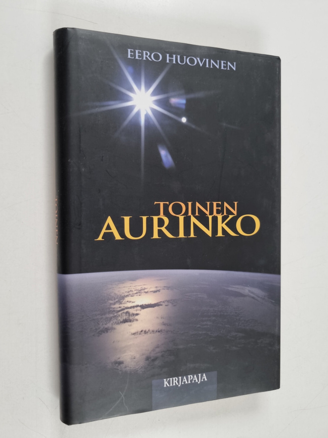 Eero Huovinen : Toinen aurinko