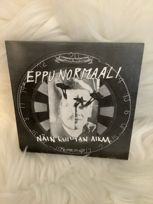 EPPU NORMAALI:NÄIN KULUTAN AIKAA / NIKSULAN VÄKEÄ
