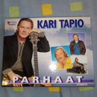 2 x  C-KASETTI  KARI TAPIO :  PARHAAT ( SIS POSTIKULU  ) - pikkukuva 1