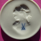 Posliini medaljonki halk. 42mm aito MEISSEN SAKSA - pikkukuva 3