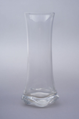 010. Iittala 'Anna' maljakko, Jorma Vennola.