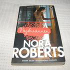 Nora Roberts Pojkvännen -pok - pikkukuva 1
