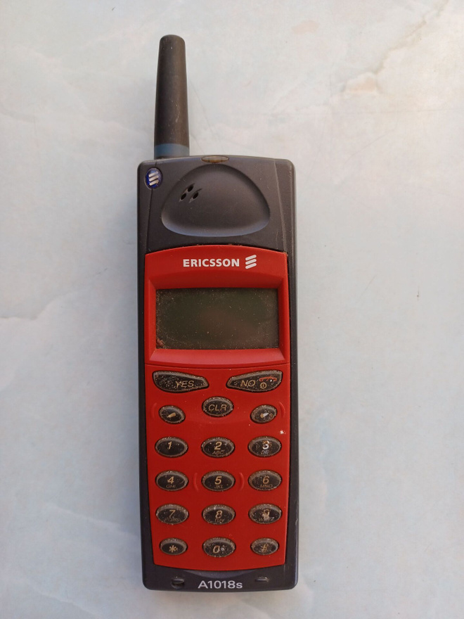 Ericsson A1018s